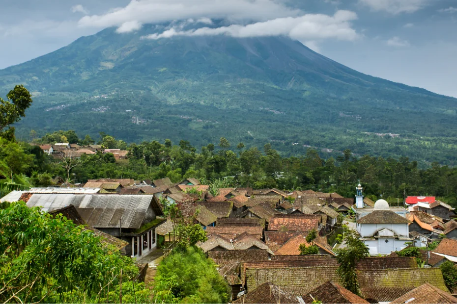 Desa Tumbuk Tebing